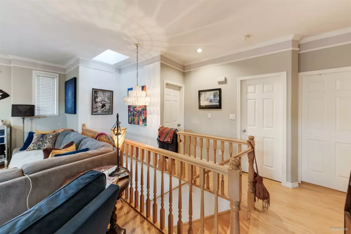 Dining Area Photo of 5093 Highgate Street, Vancouver, BC