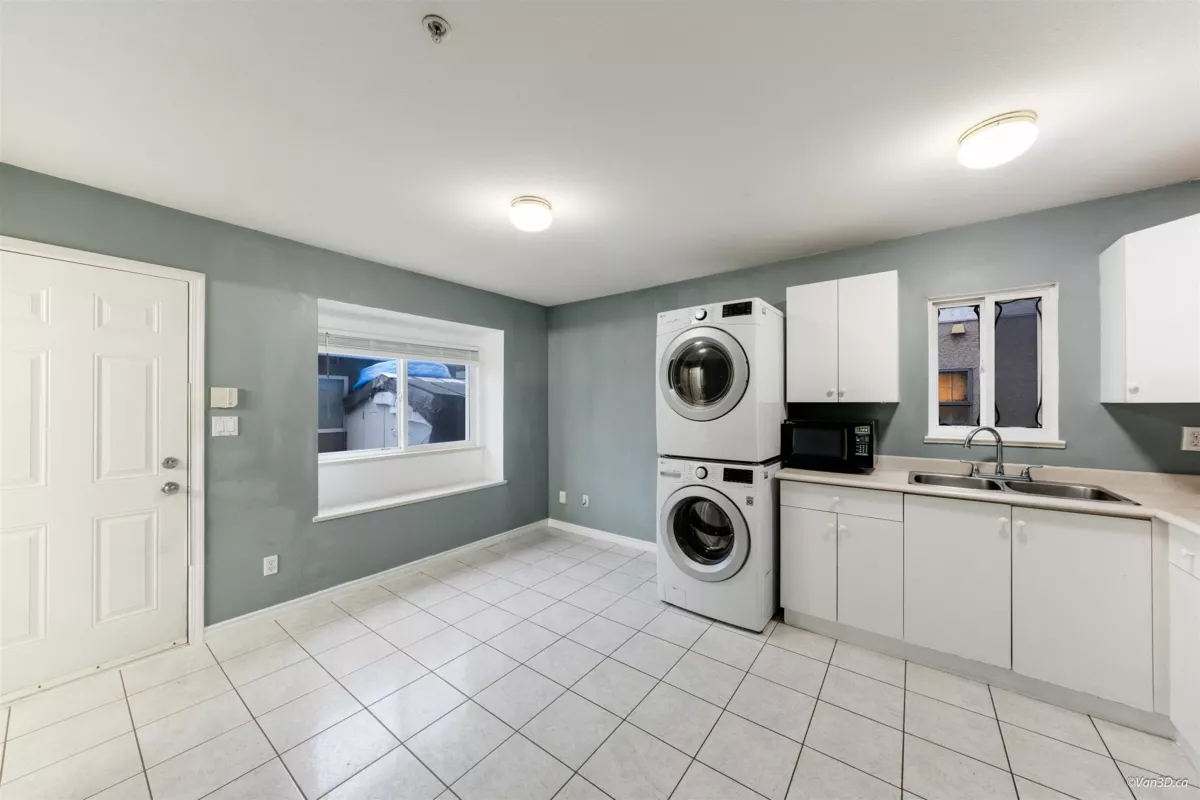 Laundry Room Photo of 5093 Highgate Street, Vancouver, BC
