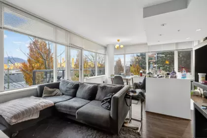 210 1777 W 7th Avenue, Vancouver, BC