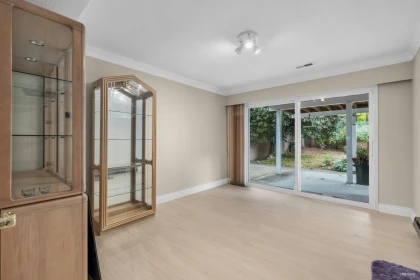 Hot Tub / Spa Photo of 3566 Regent Avenue, North Vancouver, BC