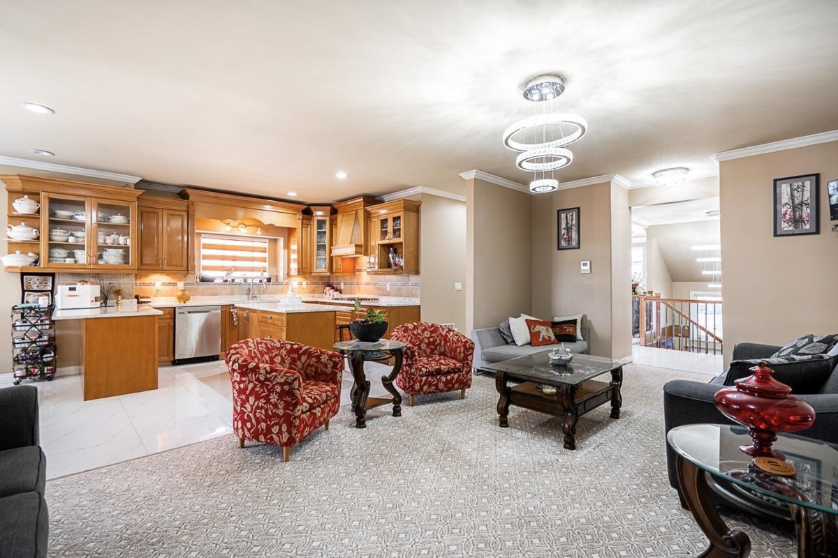 Family Room Photo of 12967 106a Avenue, Surrey, BC