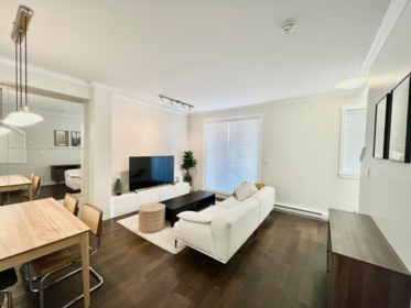 Dining Area Photo of 10 9580 Alberta Road, Richmond, BC