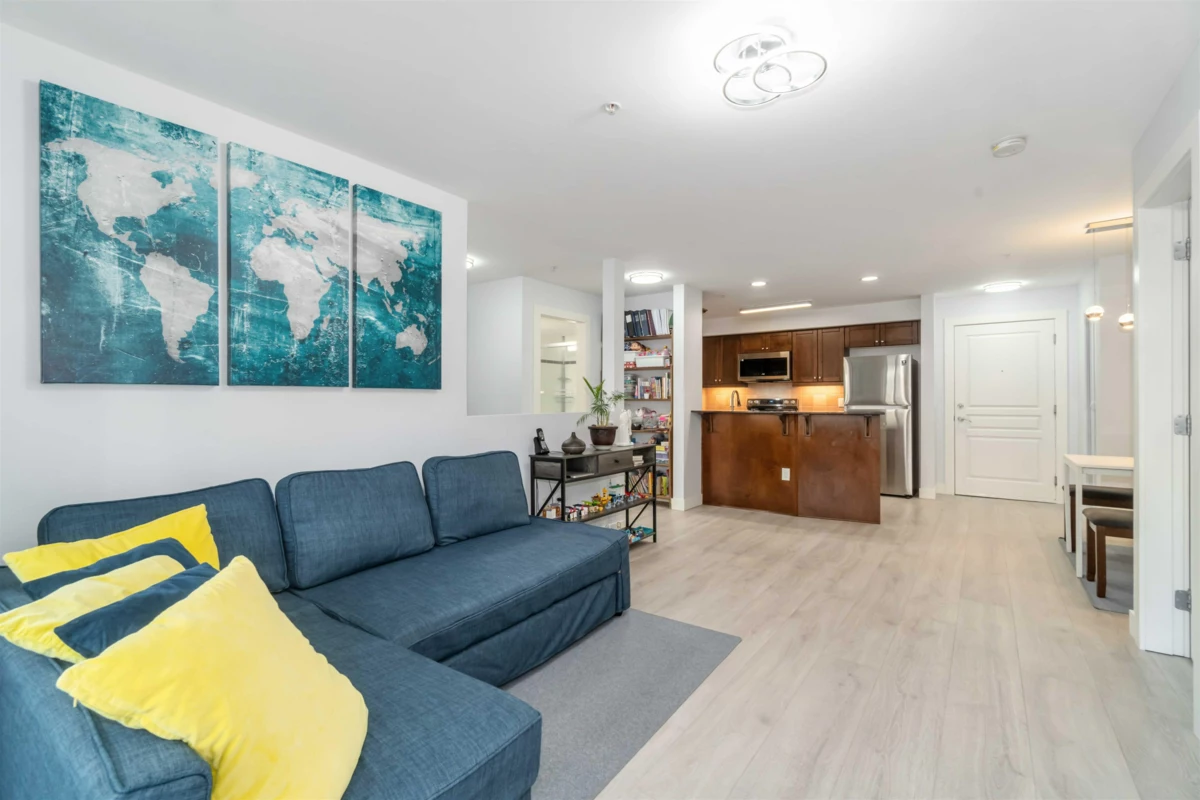 Breakfast Nook Photo of 209 1969 Westminster Avenue, Port Coquitlam, BC