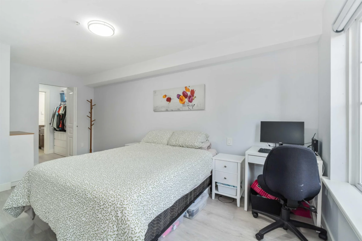 Mudroom Photo of 209 1969 Westminster Avenue, Port Coquitlam, BC