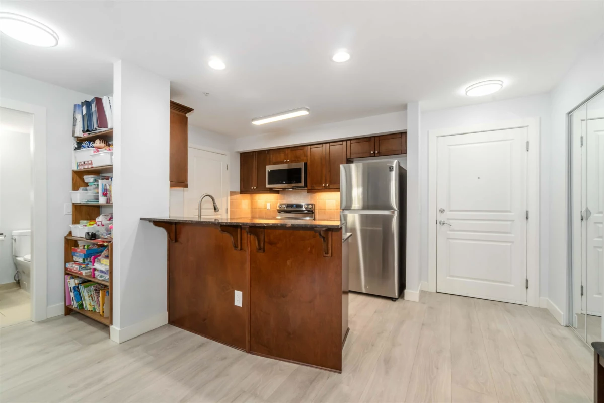 Primary Bedroom Photo of 209 1969 Westminster Avenue, Port Coquitlam, BC