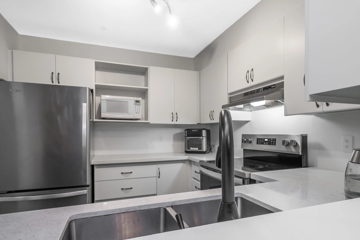 Bedroom 3 Photo of 206 2975 Princess Crescent, Coquitlam, BC