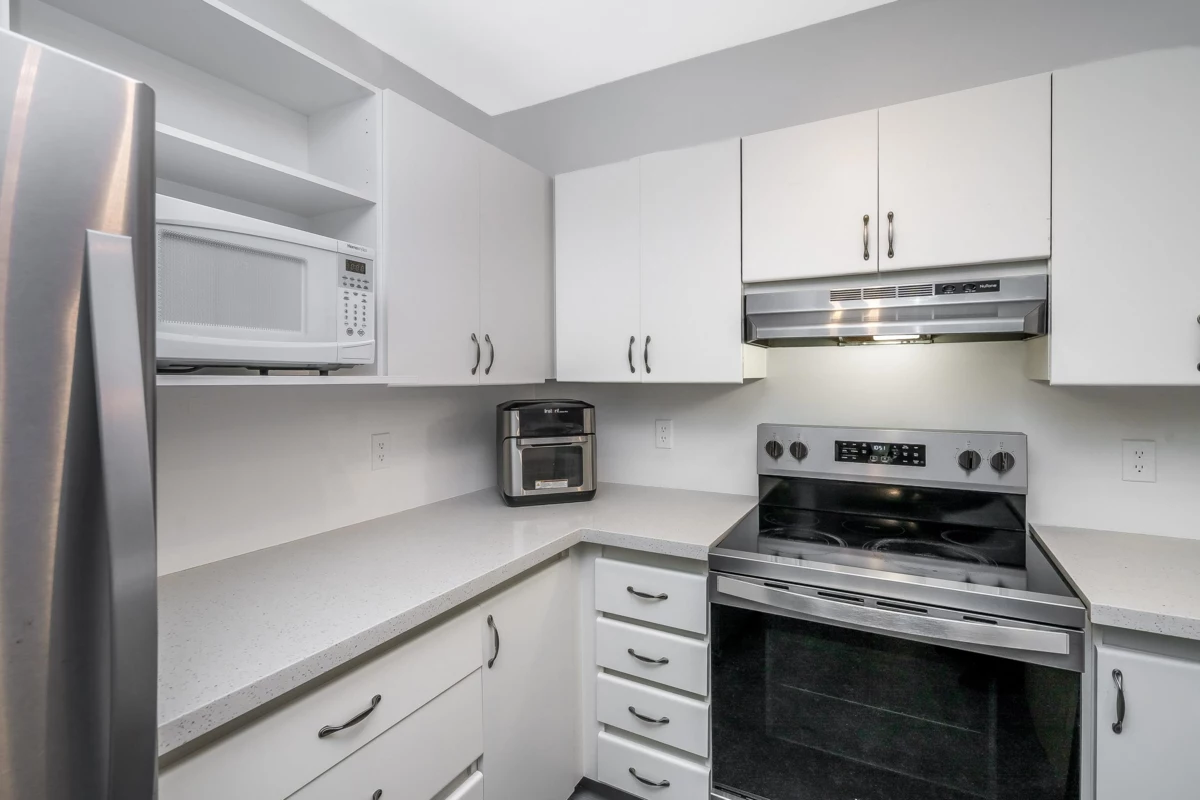 Bedroom 4 Photo of 206 2975 Princess Crescent, Coquitlam, BC