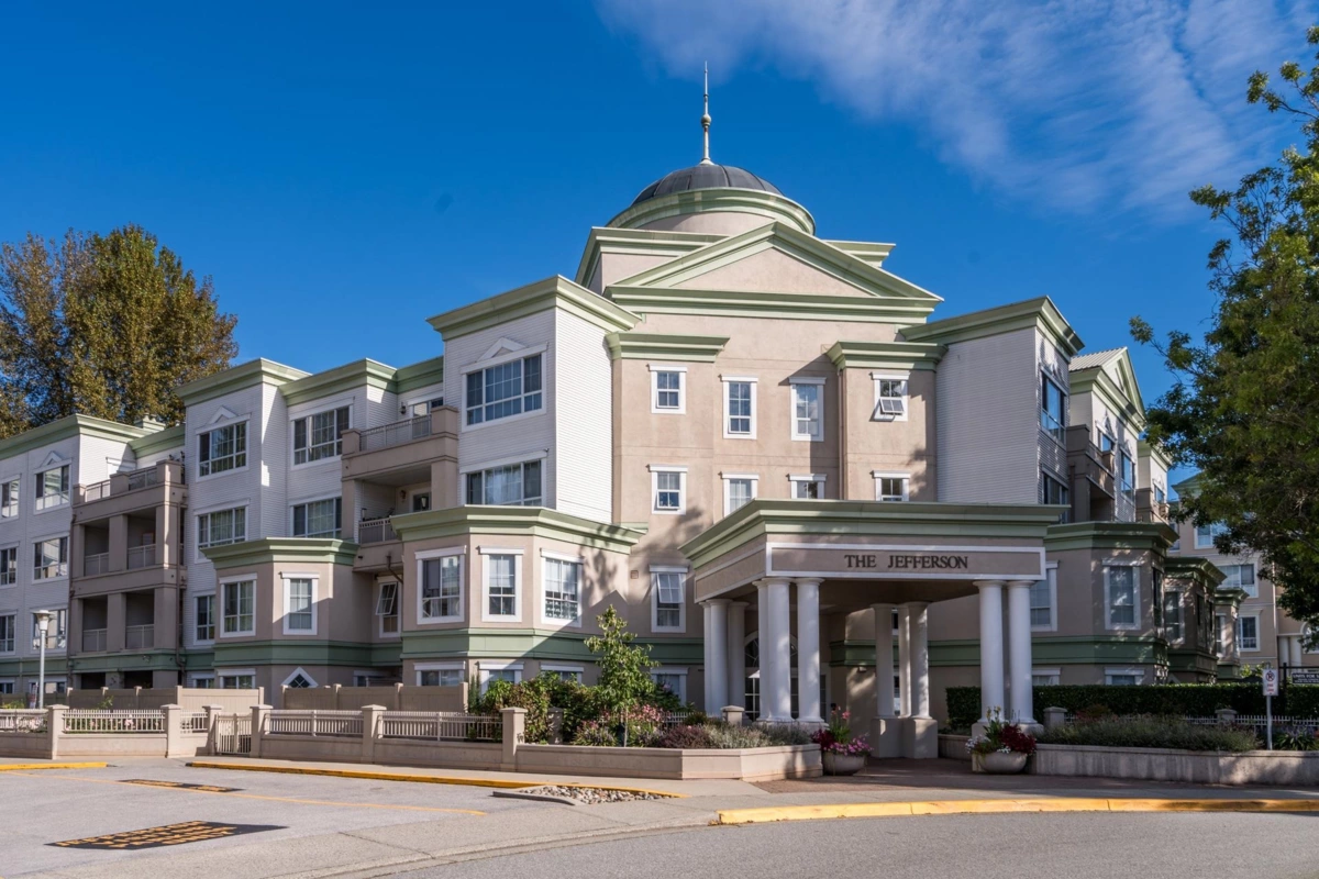 Kitchen Island Photo of 206 2975 Princess Crescent, Coquitlam, BC