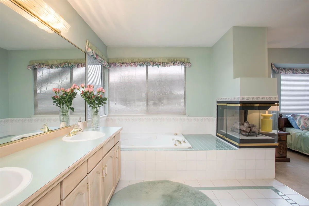 Entry Foyer Photo of 21 22488 116 Avenue, Maple Ridge, BC