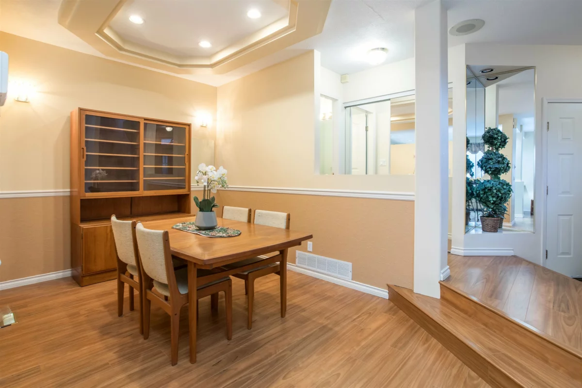 Kitchen Photo of 21 22488 116 Avenue, Maple Ridge, BC