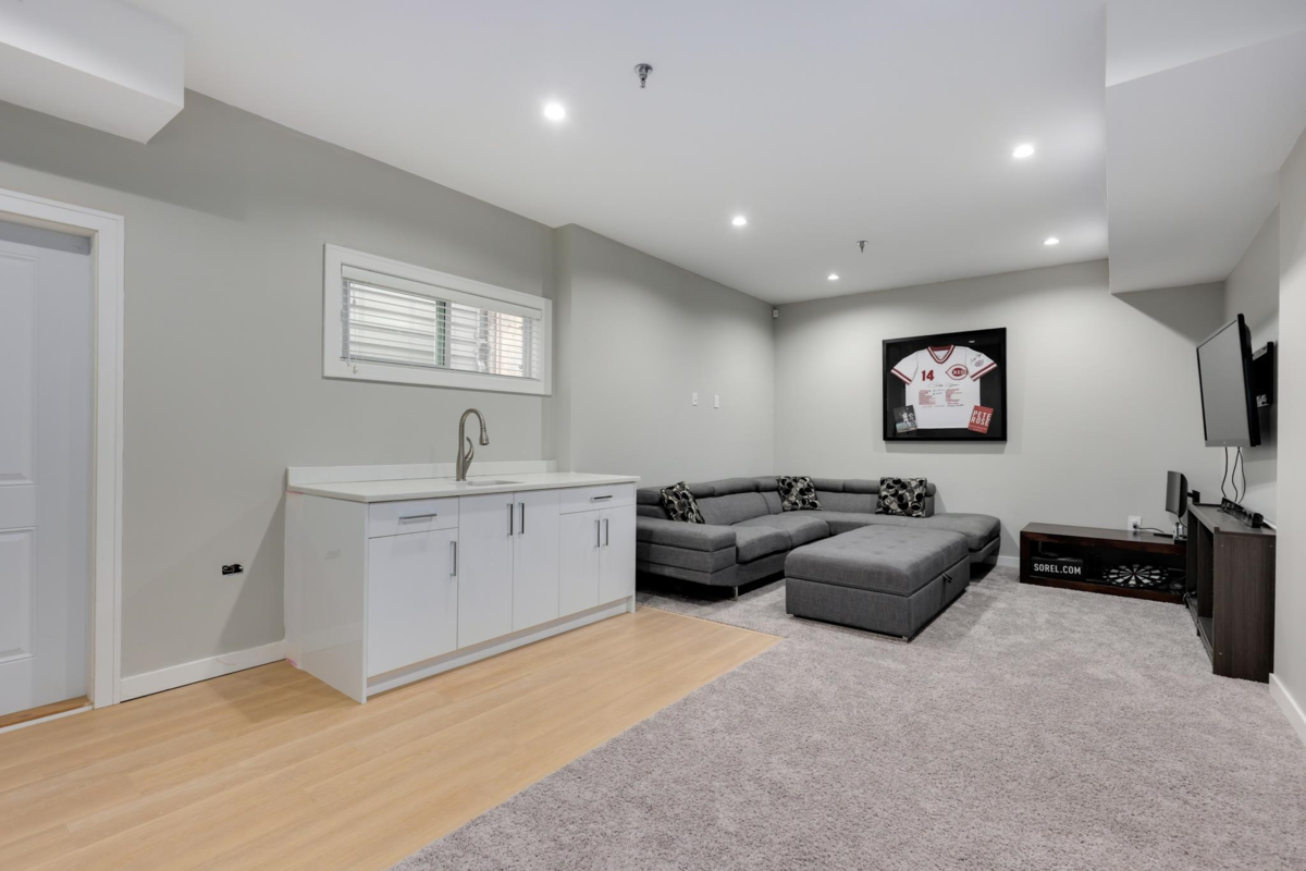 Front Yard Photo of 311 Avalon Drive, Port Moody, BC