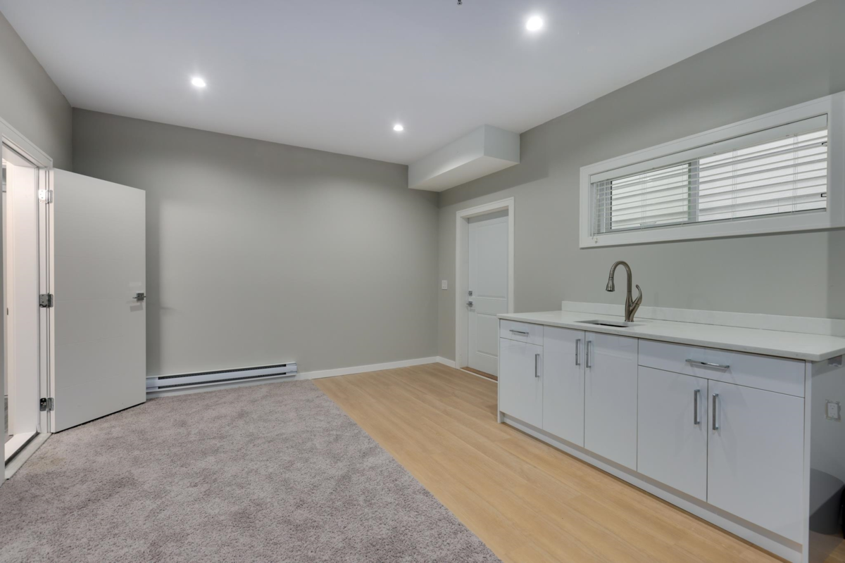 Hot Tub / Spa Photo of 311 Avalon Drive, Port Moody, BC