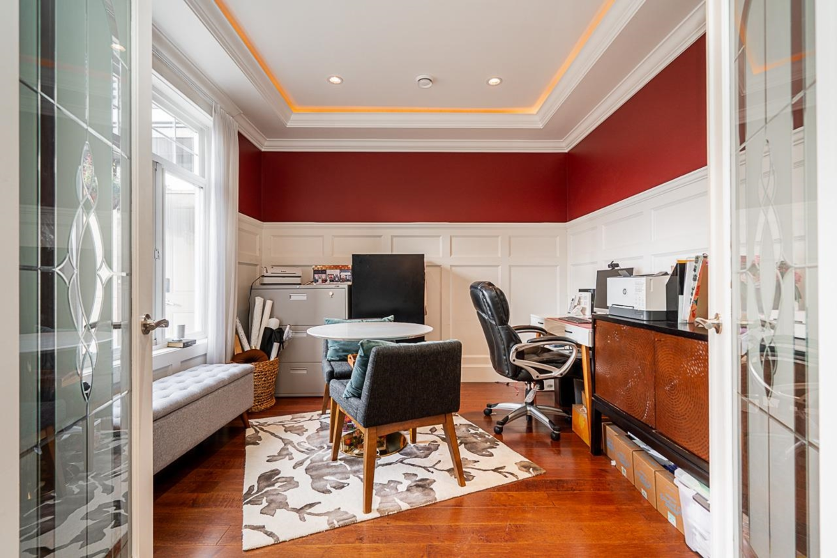 Powder Room Photo of 8800 Moore Road, Richmond, BC