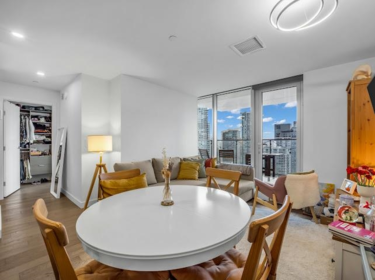 3010 1480 Howe Street, Vancouver, BC, Vancouver — Apartment/Condo for sale