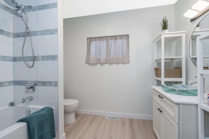 Guest Bathroom Photo of 3011 184 Street, Surrey, BC