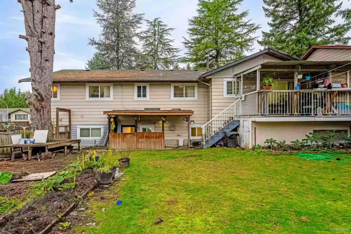 Hot Tub / Spa Photo of 14436 102b Avenue, Surrey, BC