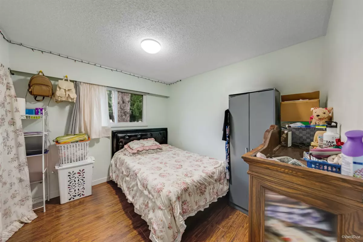 Outdoor Patio Photo of 14436 102b Avenue, Surrey, BC