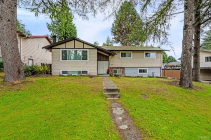 Outdoor Kitchen Photo of 14436 102b Avenue, Surrey, BC