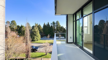 Laundry Room Photo of 302 6733 Cambie Street, Vancouver, BC