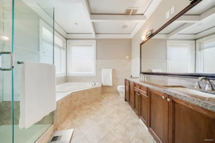 Entry Foyer Photo of 3079 162 Street, Surrey, BC