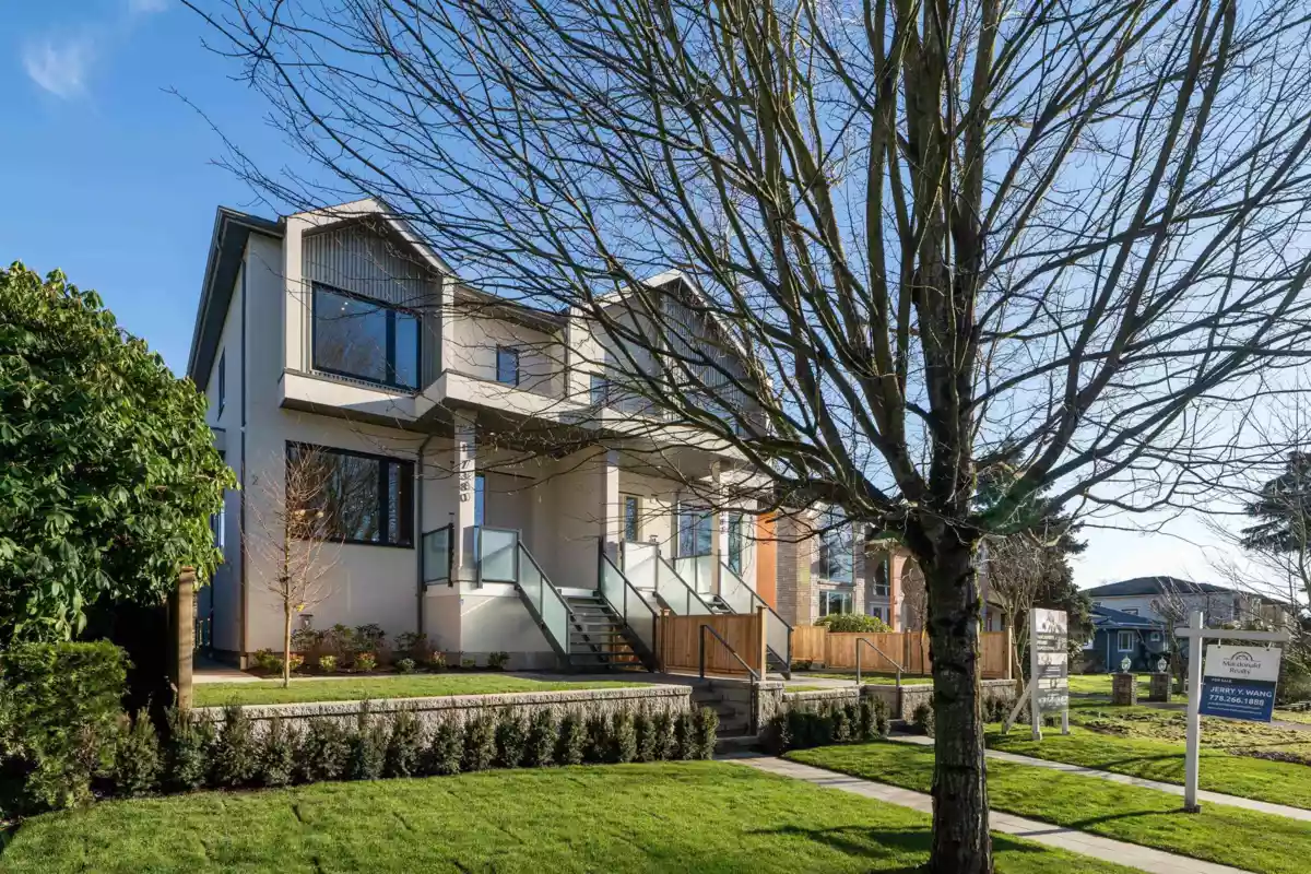 Fitness Center Photo Near 7380 Maple Street, Vancouver, BC