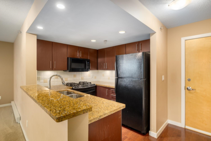 803 120 Milross Avenue, Vancouver, BC