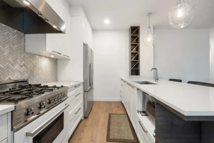 Pantry Photo of 401 33540 Mayfair Avenue, Abbotsford, BC