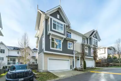1001 11295 Pazarena Place, Maple Ridge, BC, Maple Ridge — Townhouse for sale