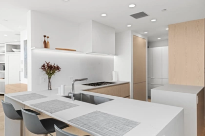 701 628 Kinghorne Mews, Vancouver, BC