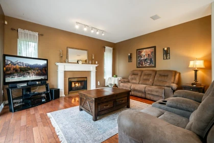 1501 Eagle Mountain Drive, Coquitlam, BC, Coquitlam — Single Family Residence for sale