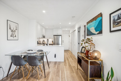 Kitchen Island Photo of 305 688 E 16th Avenue, Vancouver, BC