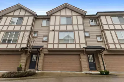 32 7848 209 Street, Langley, BC, Langley — Townhouse for sale