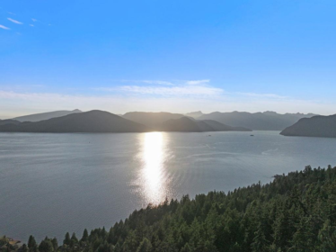 485 Timbertop Drive, Lions Bay, BC, Lions Bay — Single Family Residence for sale