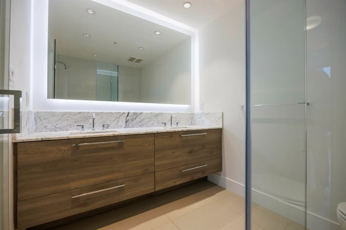 Entry Foyer Photo of 902 7303 Noble Lane, Burnaby, BC