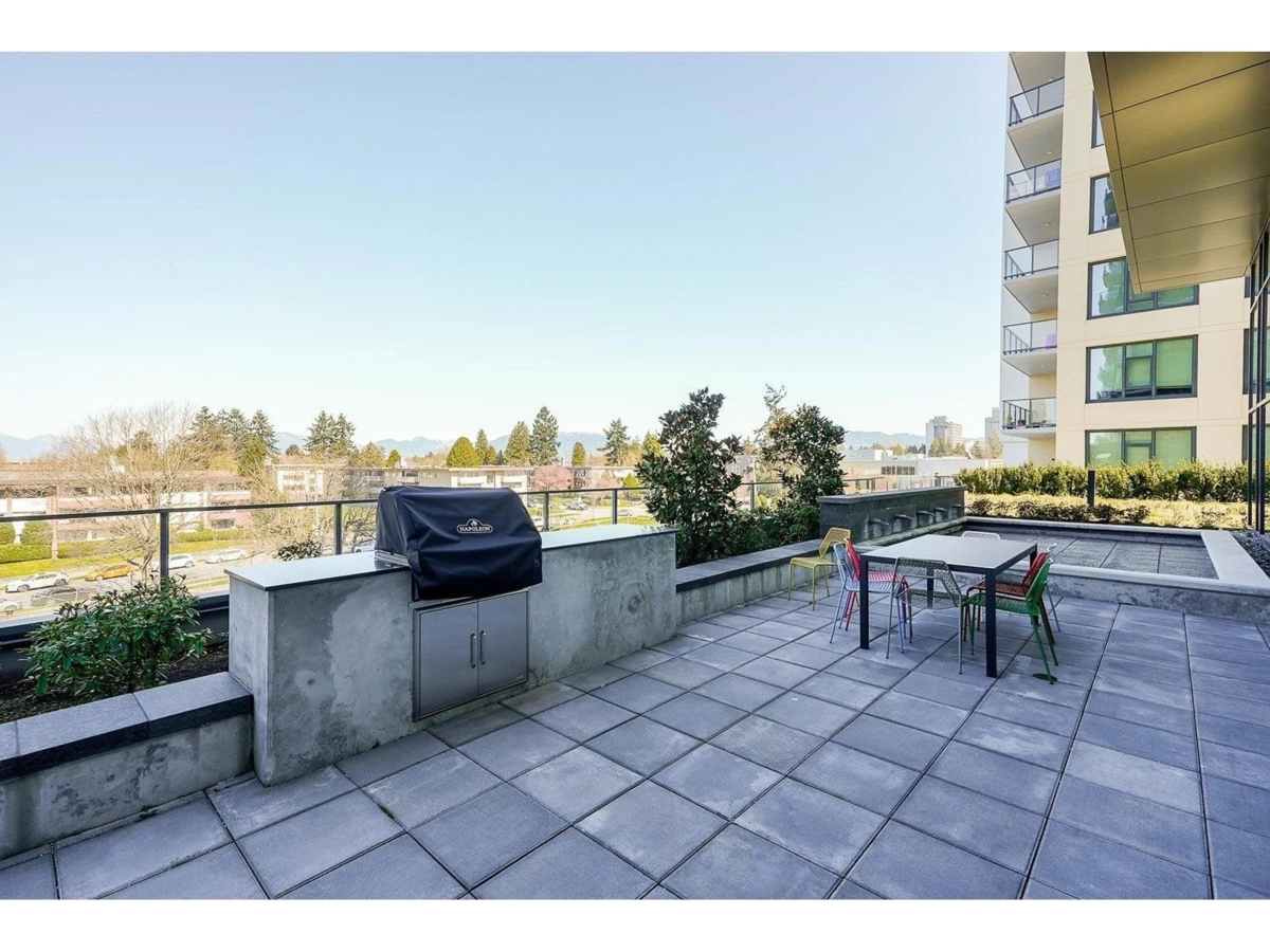 Outdoor Kitchen Photo of 902 7303 Noble Lane, Burnaby, BC