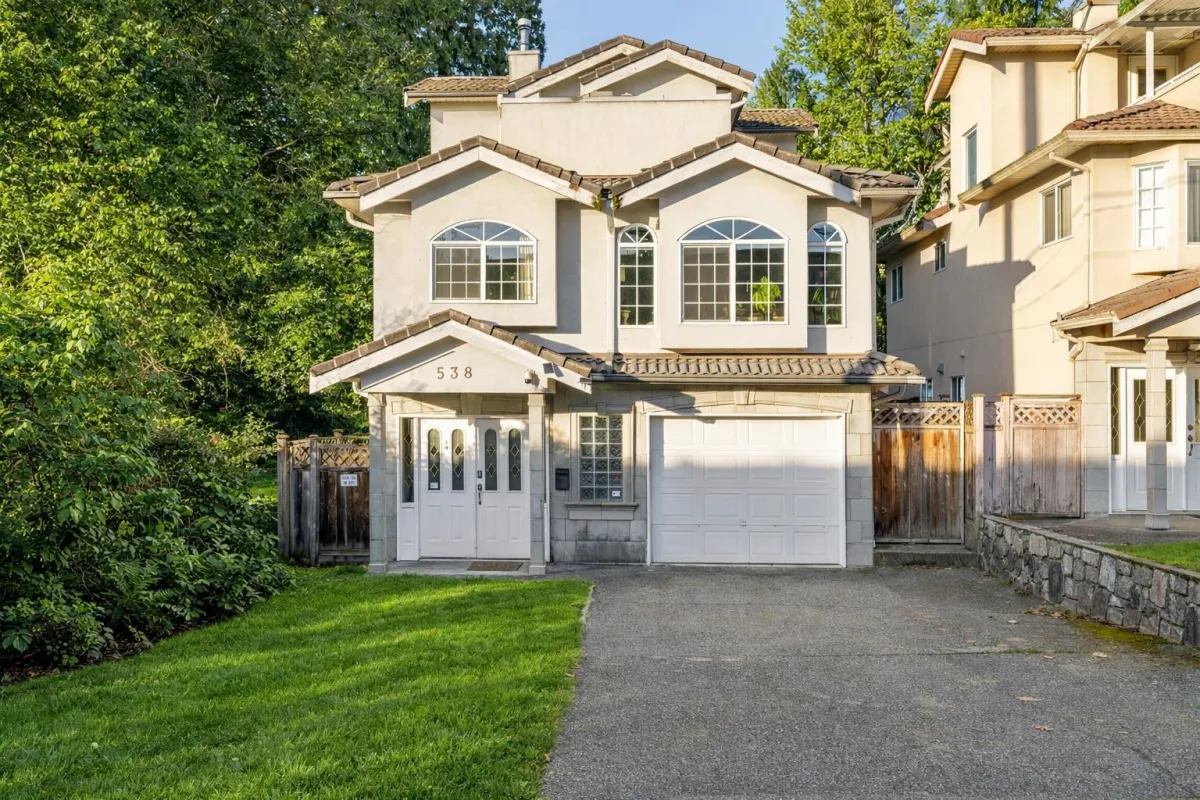 Exterior Front Photo of 538 W 25th Street, North Vancouver, BC