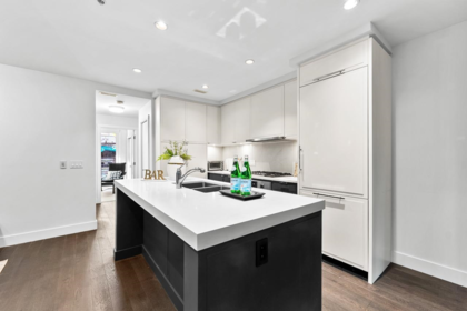 Kitchen Island Photo of 7599 Yukon Street, Vancouver, BC