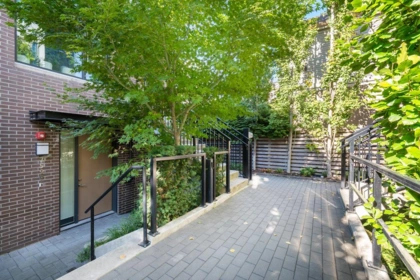 7599 Yukon Street, Vancouver, BC