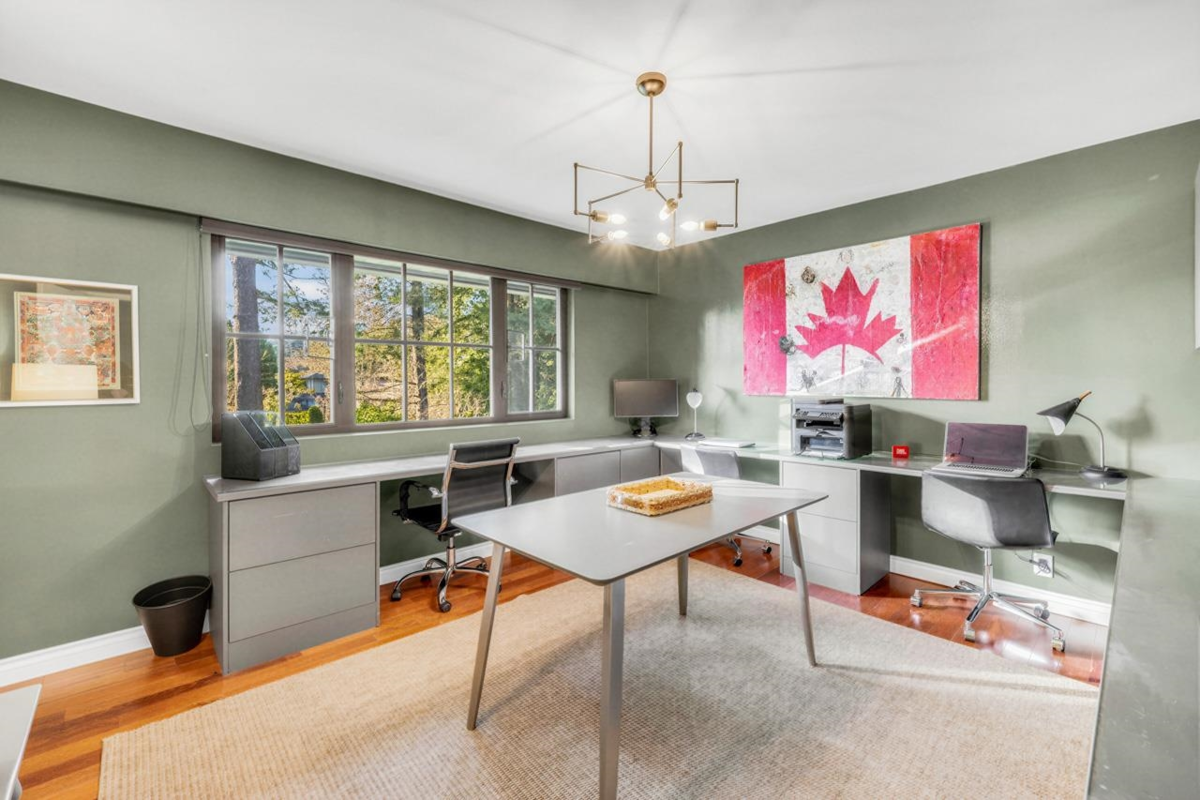 Backyard Photo of 4178 Doncaster Way, Vancouver, BC