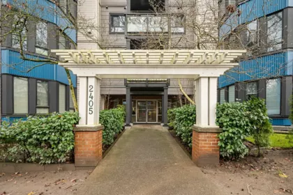 PH7 2405 Kamloops Street, Vancouver, BC, Vancouver — Apartment/Condo for sale