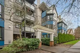 PH7 2405 Kamloops Street, Vancouver, BC