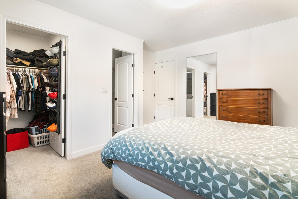 Bedroom 2 Photo of 7403 Harrow Road, Pemberton, BC