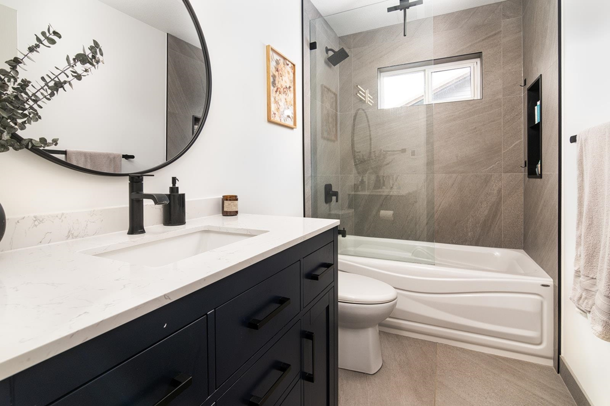 Bedroom 3 Photo of 7403 Harrow Road, Pemberton, BC