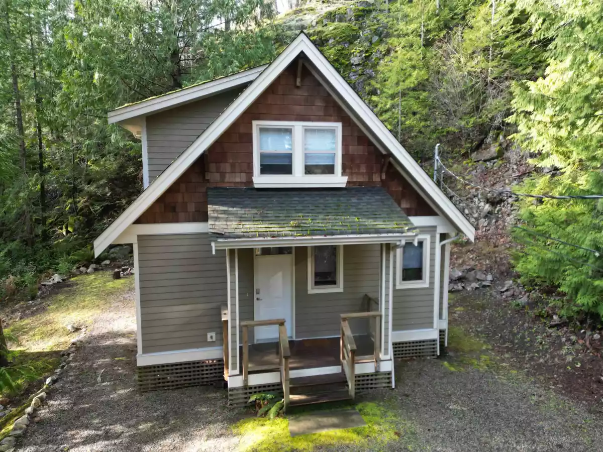 Backyard Photo of 13489 Lee Road, Pender Harbour, BC