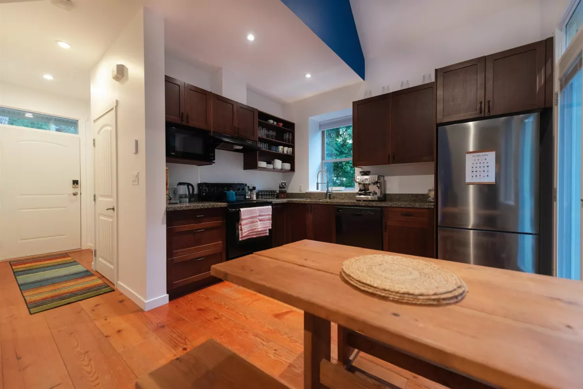 Family Room Photo of 13489 Lee Road, Pender Harbour, BC