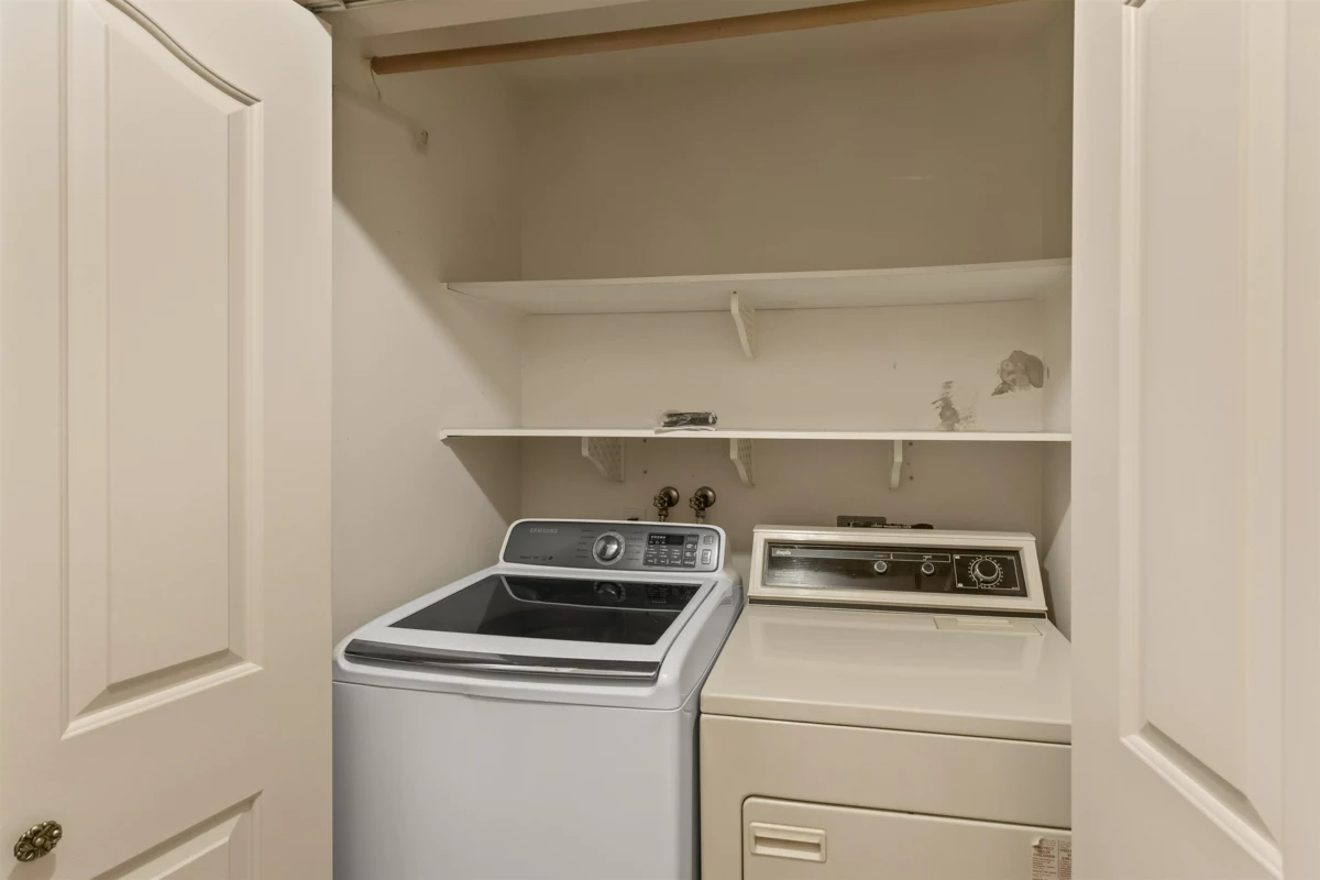 Front Yard Photo of 39 3115 Trafalgar Street, Abbotsford, BC