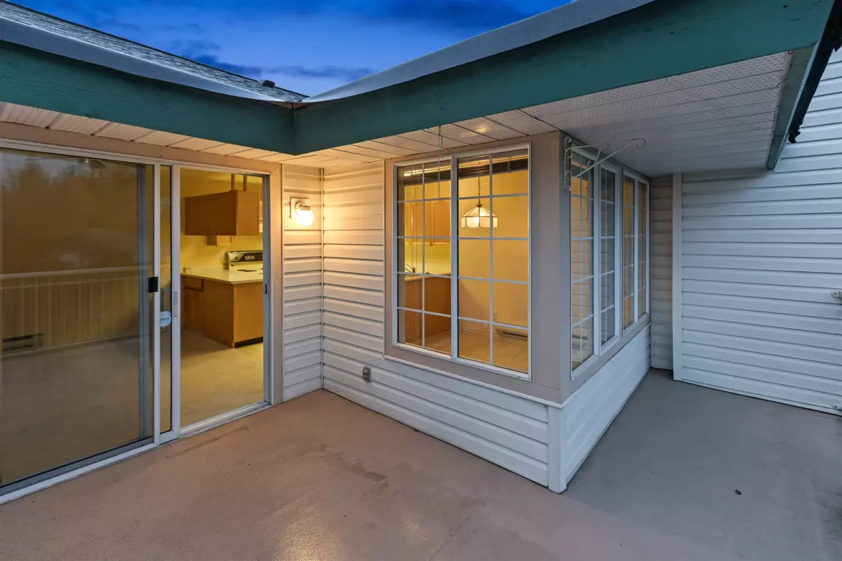 Swimming Pool Photo of 39 3115 Trafalgar Street, Abbotsford, BC