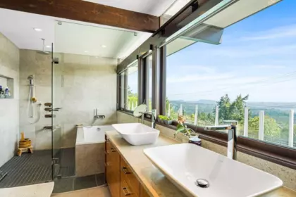 1132 Crestline Road, West Vancouver, BC, West Vancouver — Single Family Residence for sale