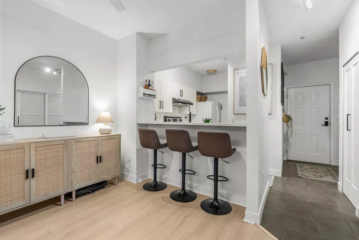 Kitchen Photo of 109 1369 56 Street, Tsawwassen, BC