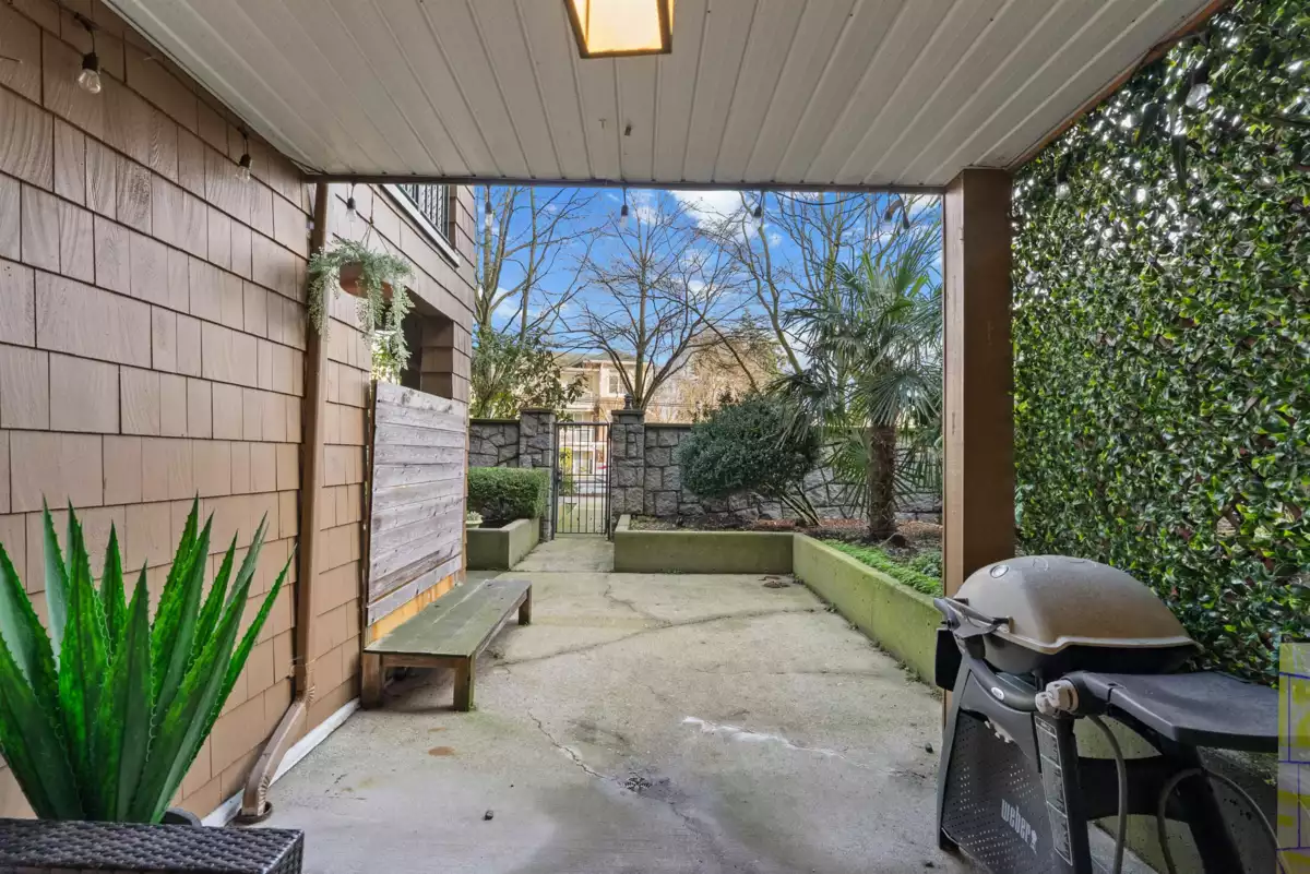 Laundry Room Photo of 109 1369 56 Street, Tsawwassen, BC